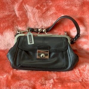 Early 2000s Coach Leather Ball Clasp Small Purse Black